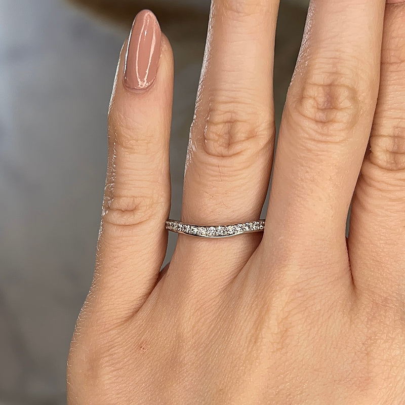 "Malin" Subtly Shaped Dainty Diamond Eternity Band ET26 - HEERA DIAMONDS