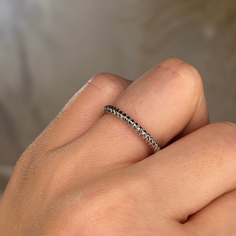 "Aspen" Minimalist Twisted Rope Contemporary Eternity Ring ET72 - HEERA DIAMONDS