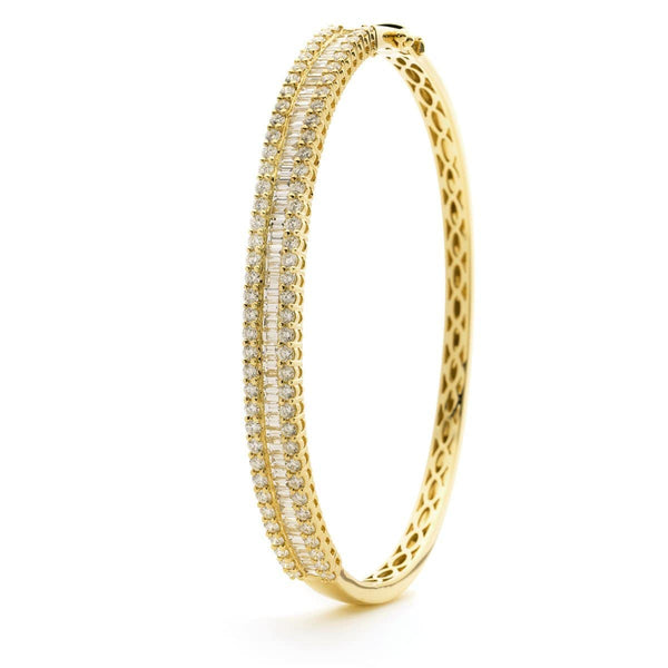 DIAMOND IN & OUT BANGLE IN 18K YELLOW GOLD - HEERA DIAMONDS